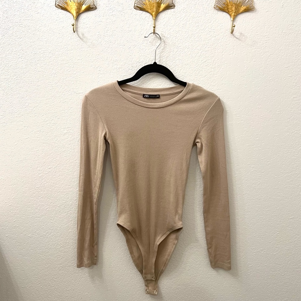 Zara Long Sleeve Ribbed Bodysuit
